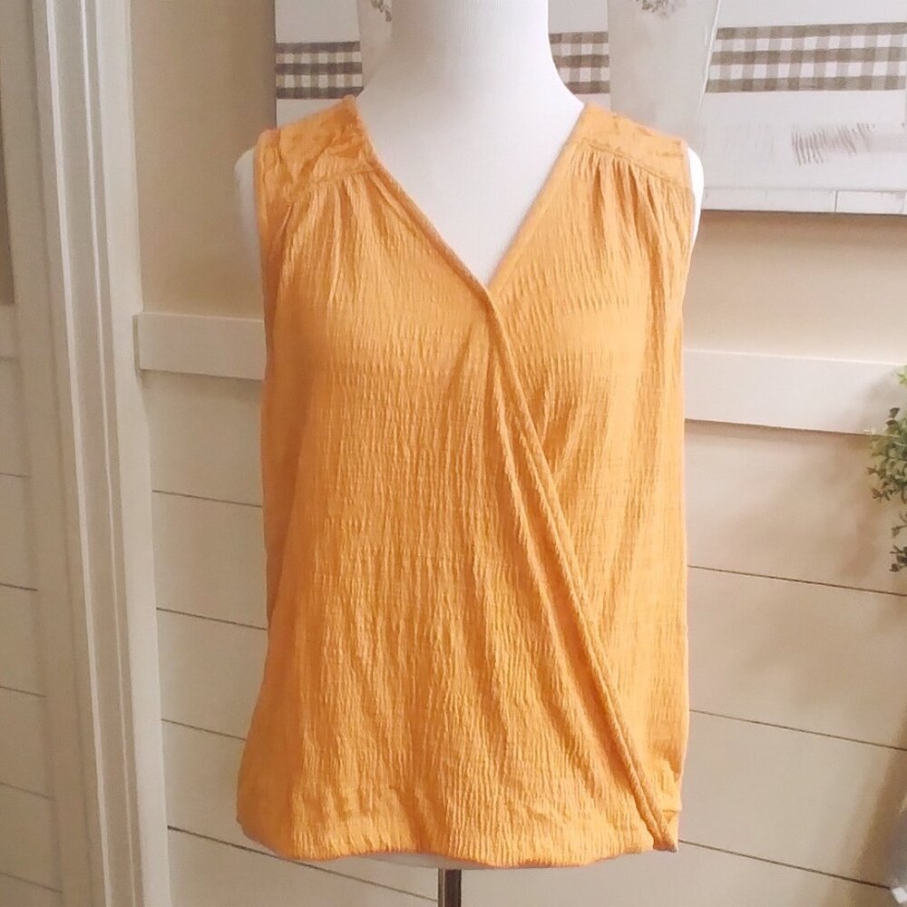 Cable & Gauge Sleeveless Top, Size Medium